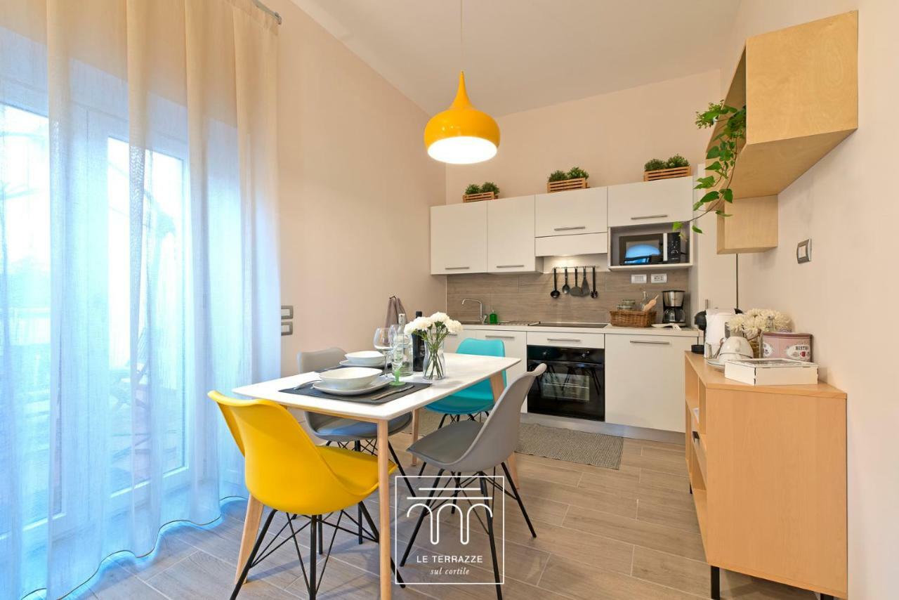 Le Terrazze Sul Cortile Apartman Salerno Kültér fotó