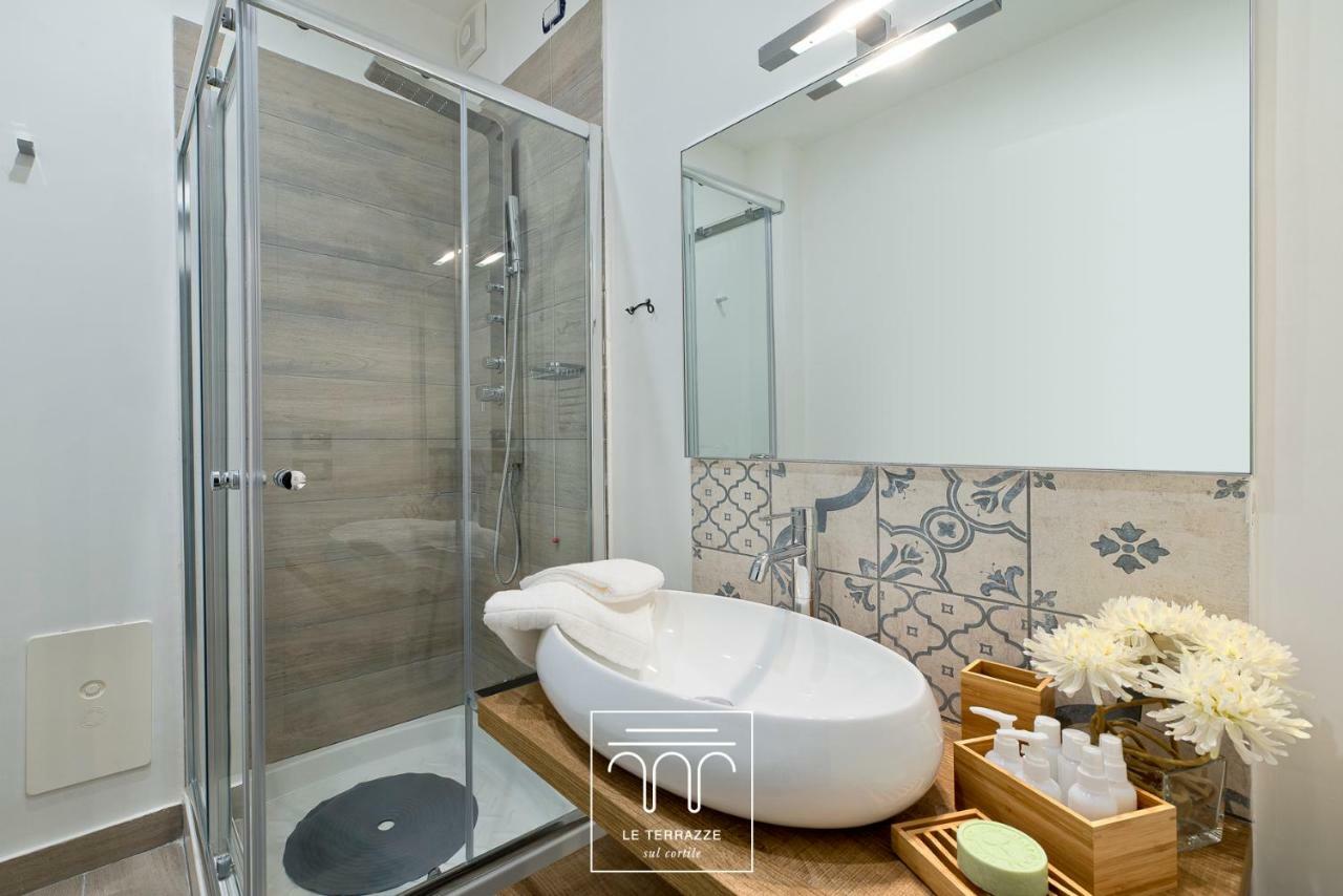 Le Terrazze Sul Cortile Apartman Salerno Kültér fotó