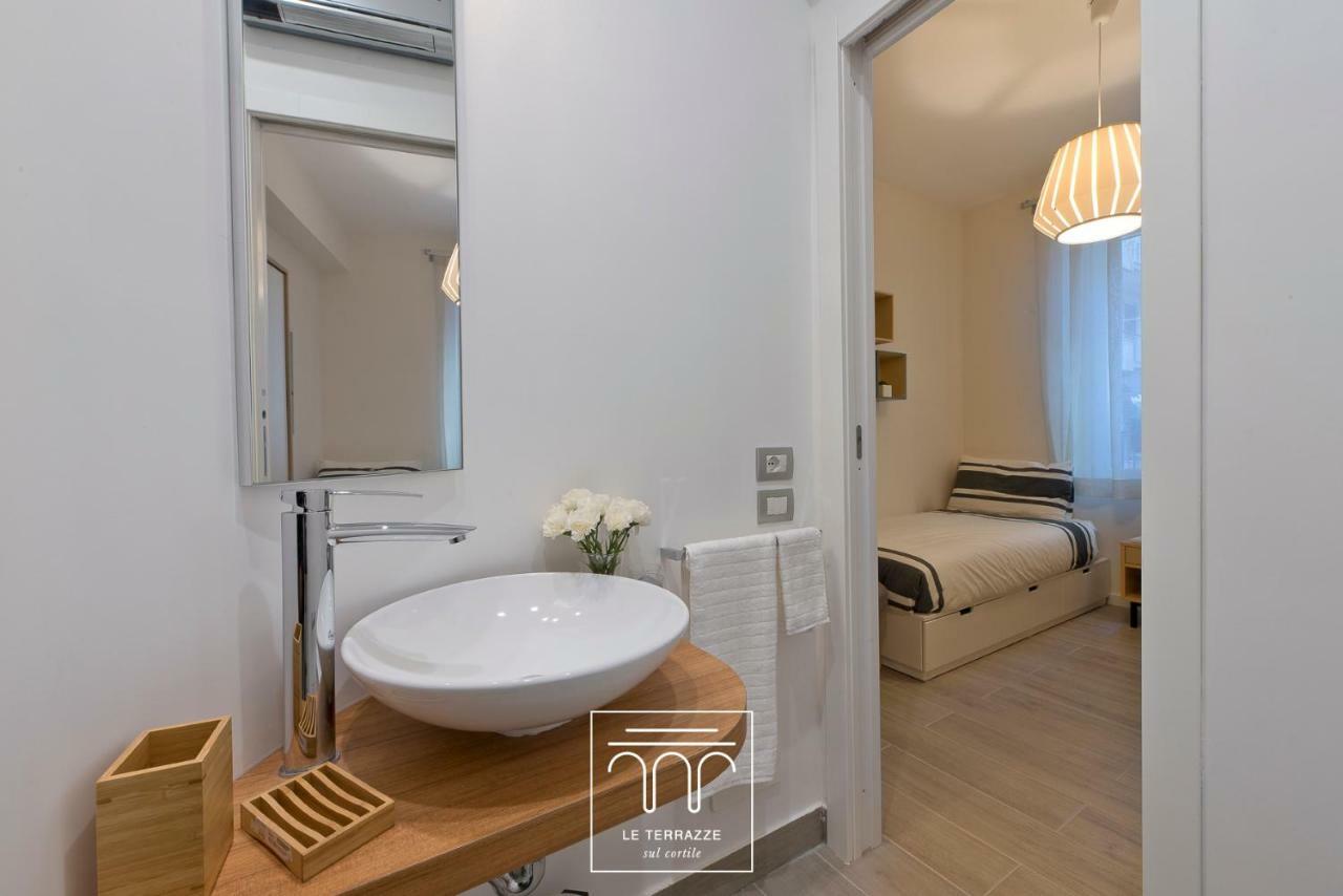Le Terrazze Sul Cortile Apartman Salerno Kültér fotó