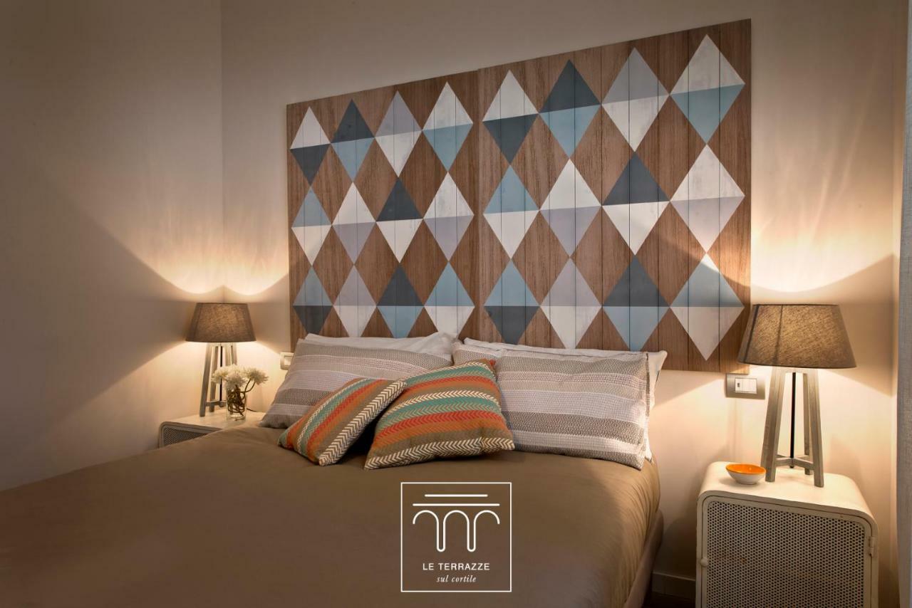 Le Terrazze Sul Cortile Apartman Salerno Kültér fotó